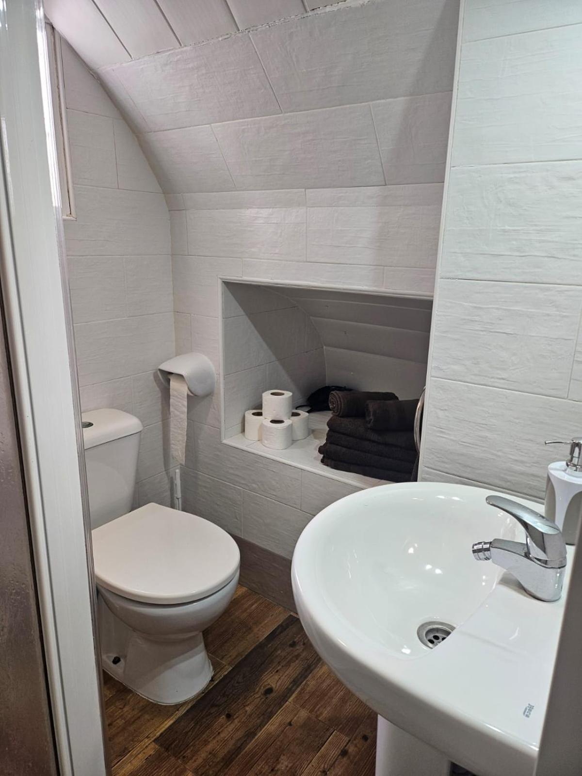 Geminis Apartment Rota Bagian luar foto